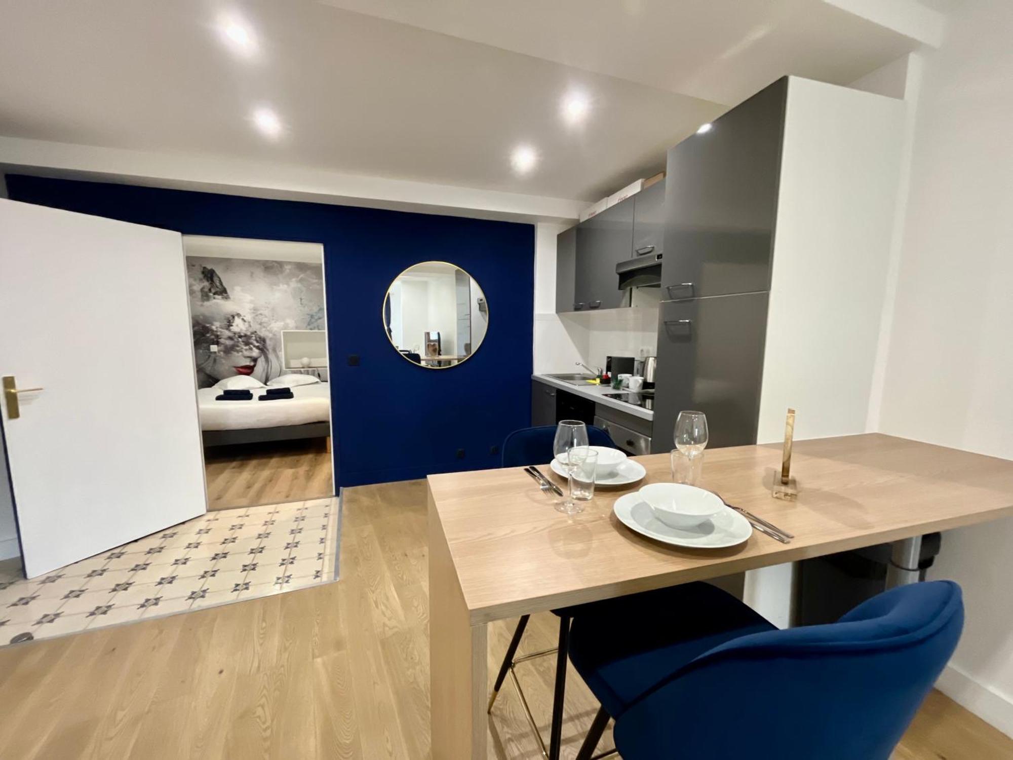 Old Town Lovely Apartment In Niza Exterior foto